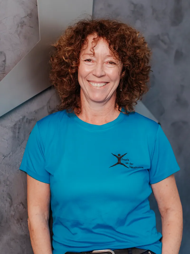 Porträt von Claudia Wolf