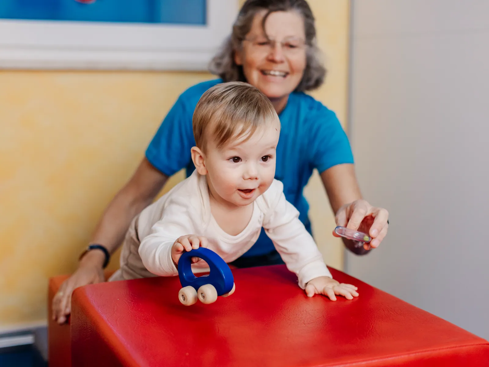 Bobath für Kinder & Babys in der Praxis an der Neustrasse